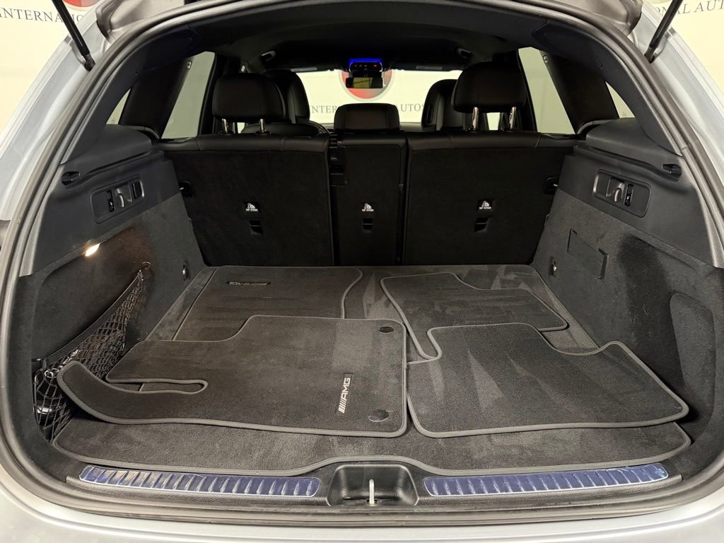 Used 2025 Mercedes-Benz GLC 300 4MATIC image 14