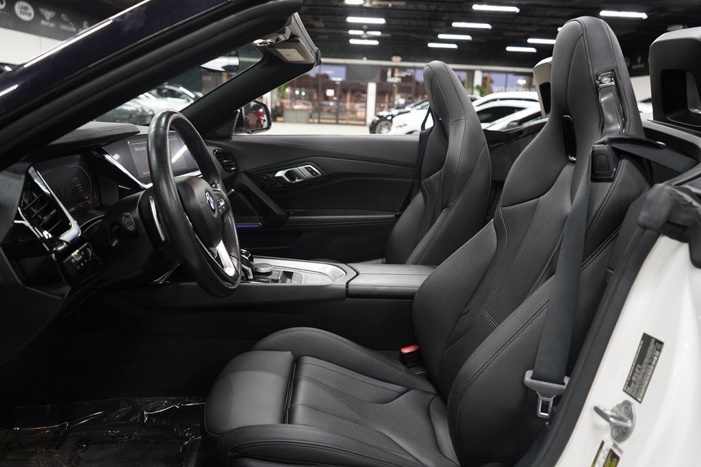 Used 2022 BMW Z4 sDrive30i w/ Driving Assistance Package RWD image 17