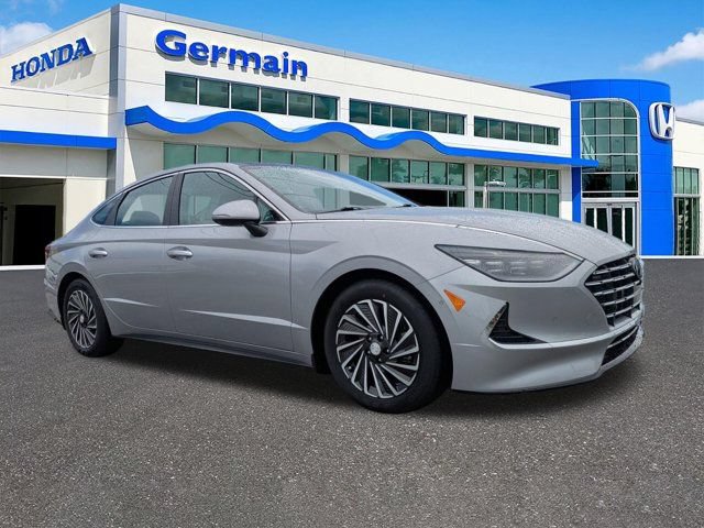 Used 2023 Hyundai Sonata Limited FWD image 3