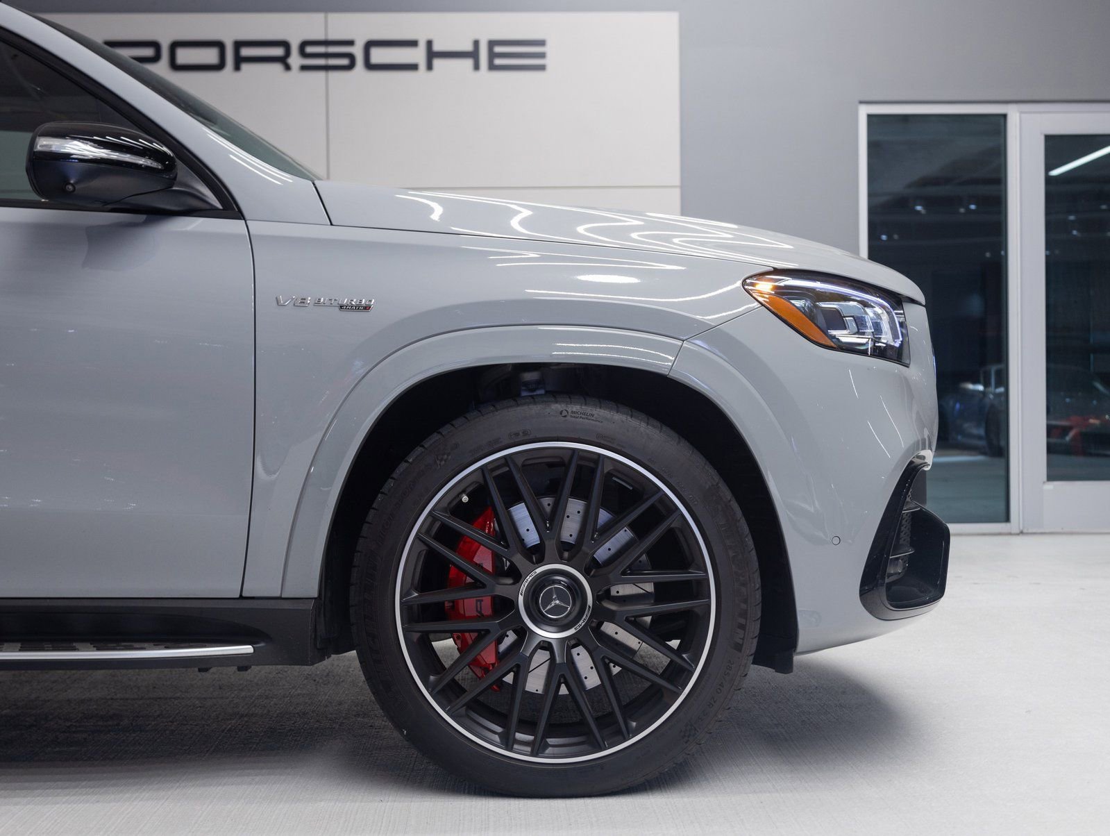 Used 2025 Mercedes-Benz GLS 63 AMG 4MATIC image 11