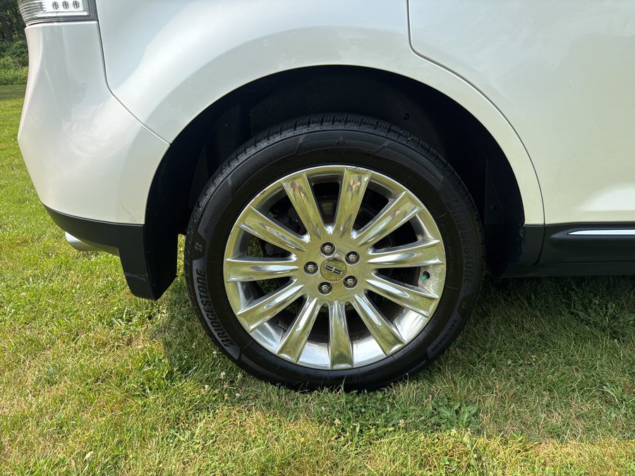 Used 2012 Lincoln MKX AWD image 40