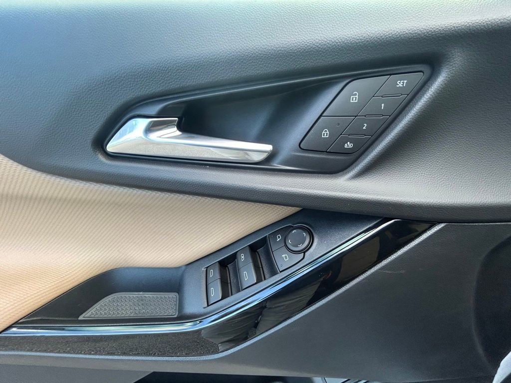 New 2026 Chevrolet Equinox ACTIV w/ Convenience Package III image 28