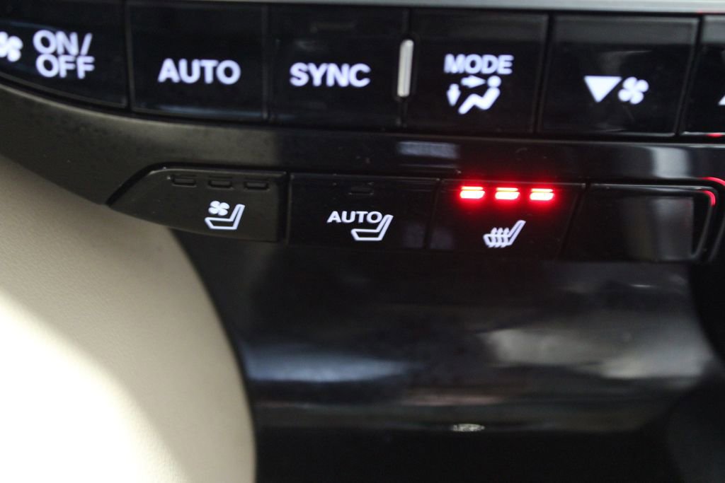 Used 2023 Acura MDX SH-AWD w/ Advance Package image 36