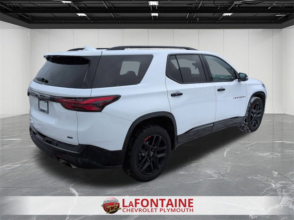 Used 2023 Chevrolet Traverse Premier w/ Redline Edition image 8