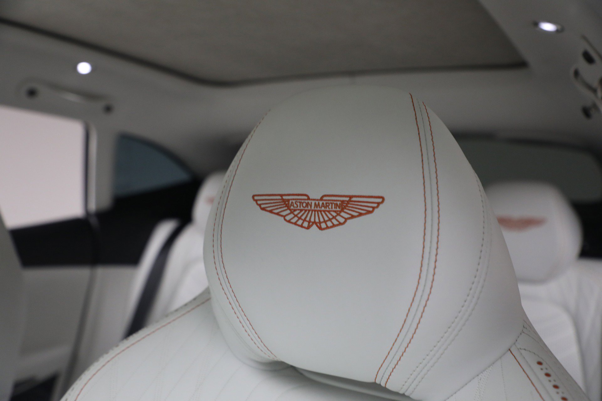 Used 2024 Aston Martin DBX 707 image 15