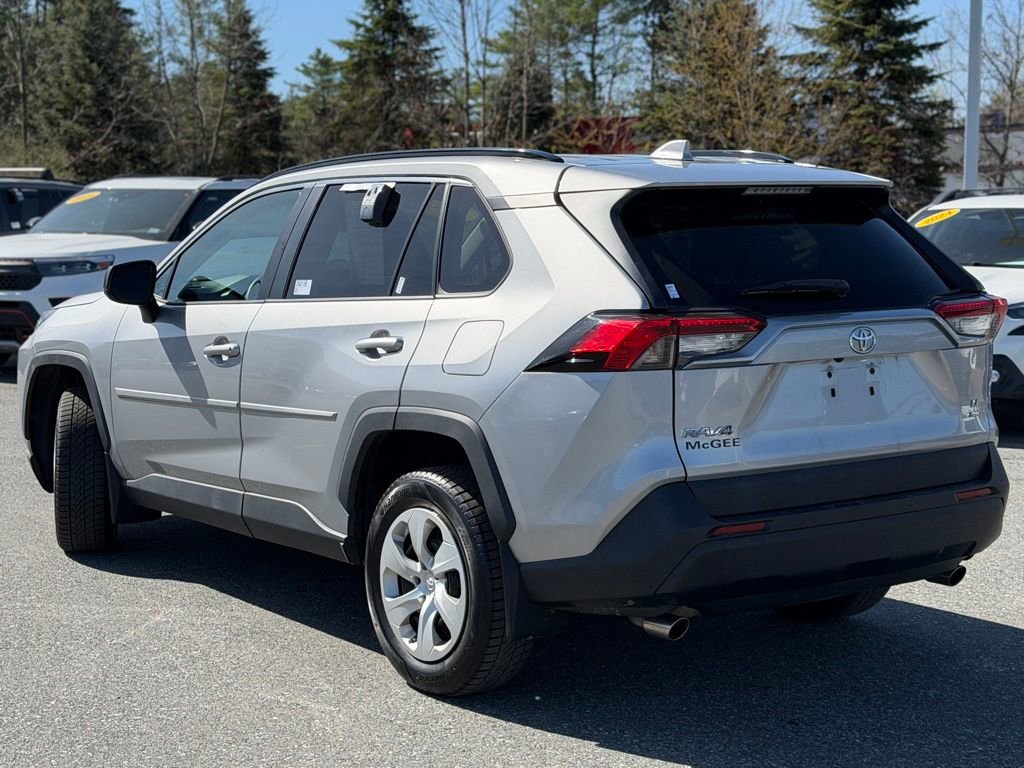Used 2019 Toyota RAV4 LE AWD/4WD image 3