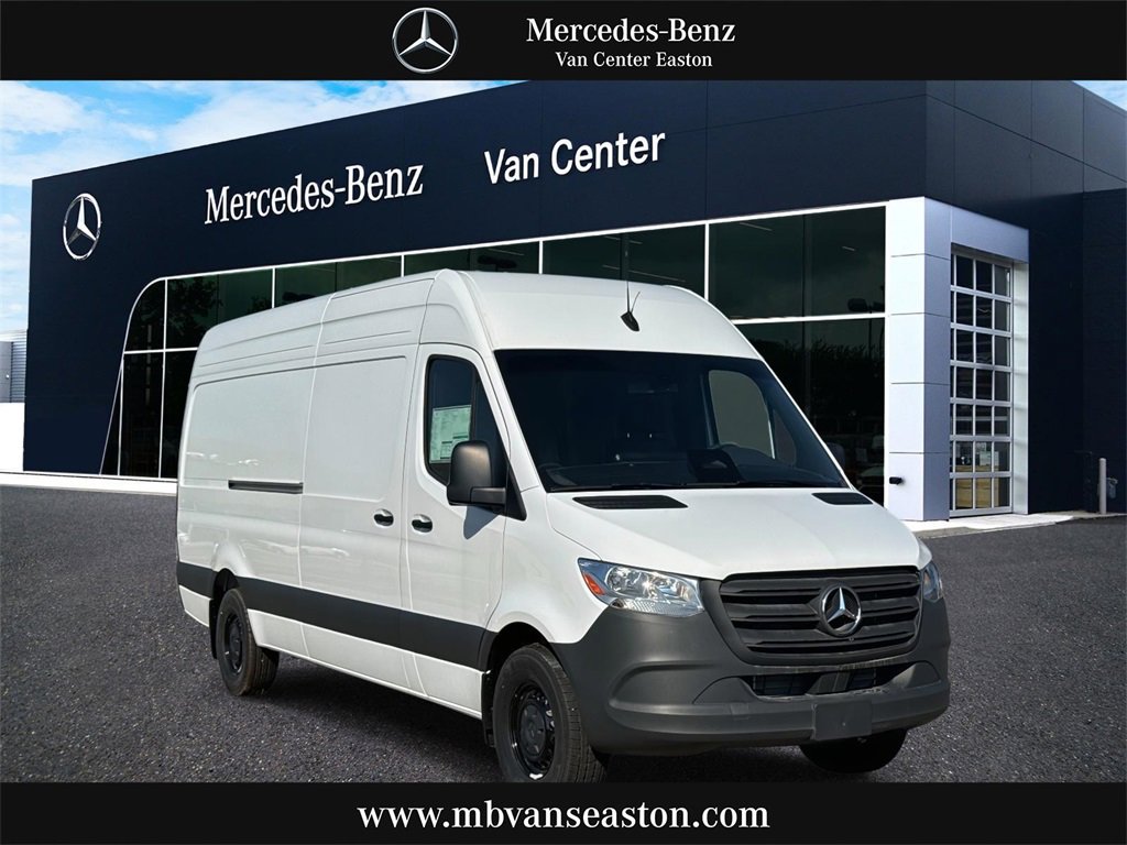 New 2025 Mercedes-Benz Sprinter 2500 image 1