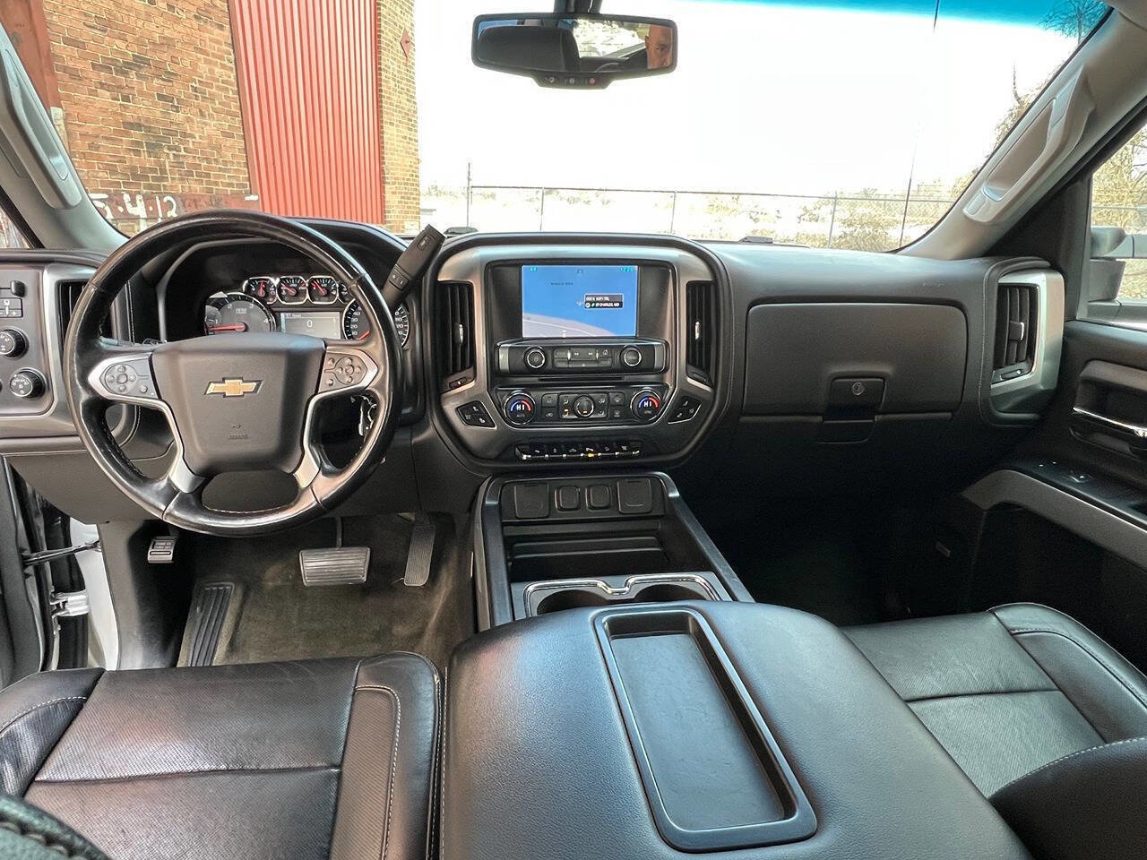Used 2015 Chevrolet Silverado 3500 LTZ image 23