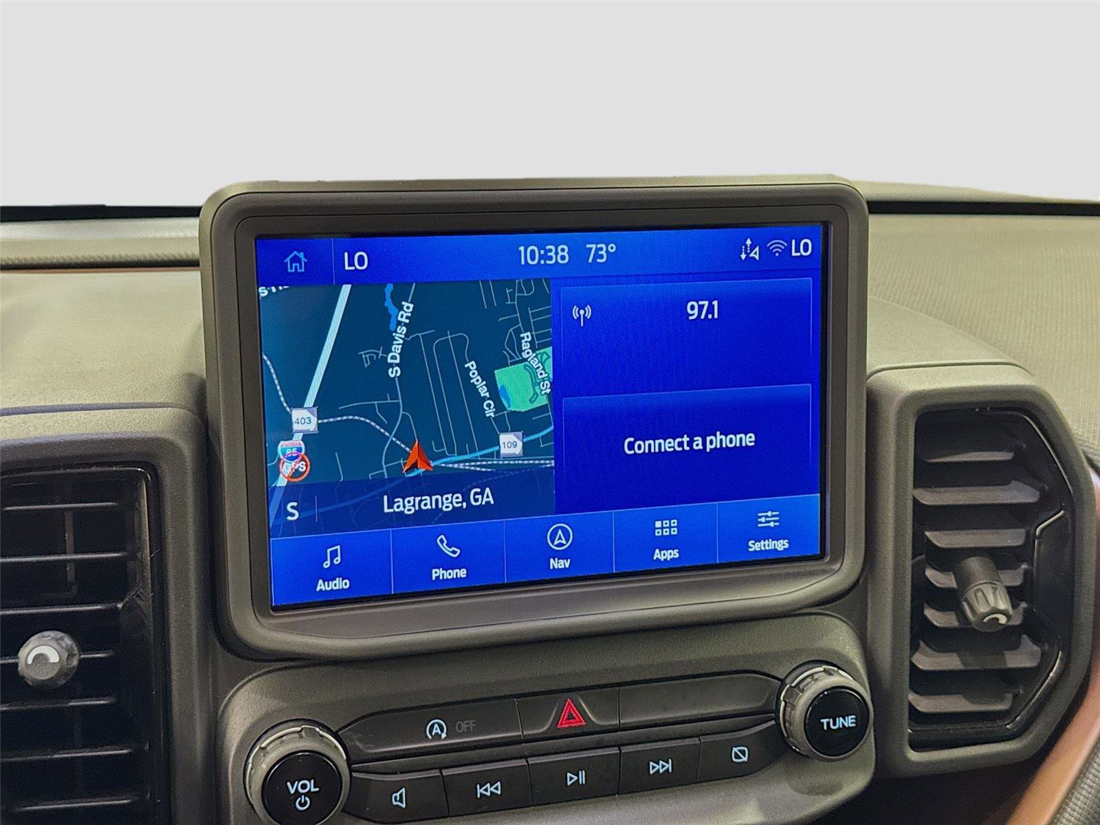 Certified 2024 Ford Bronco Sport Outer Banks w/ Tech Package AWD/4WD image 15