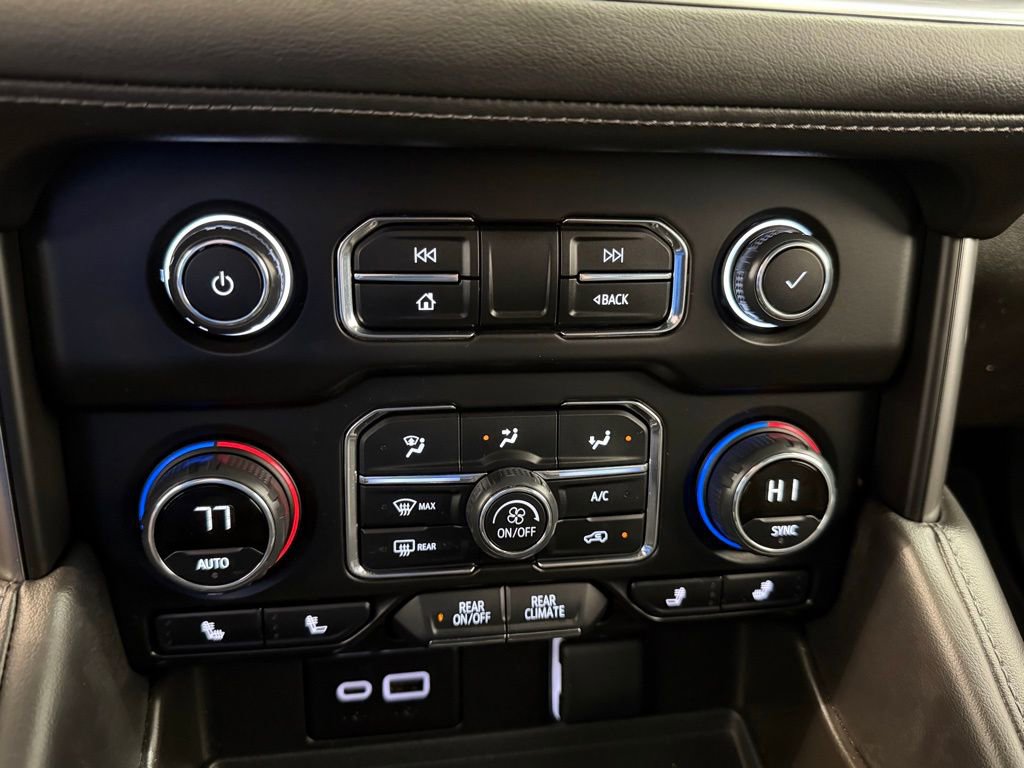 Used 2024 Chevrolet Tahoe LT image 15