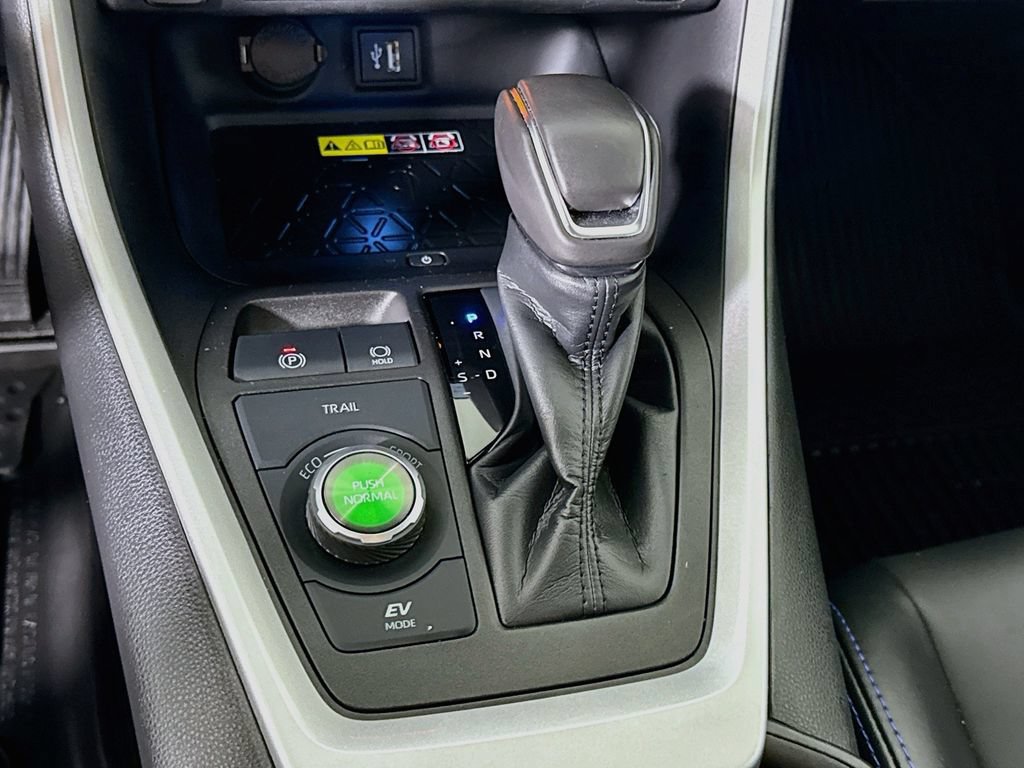 Certified 2023 Toyota RAV4 XSE AWD/4WD image 11
