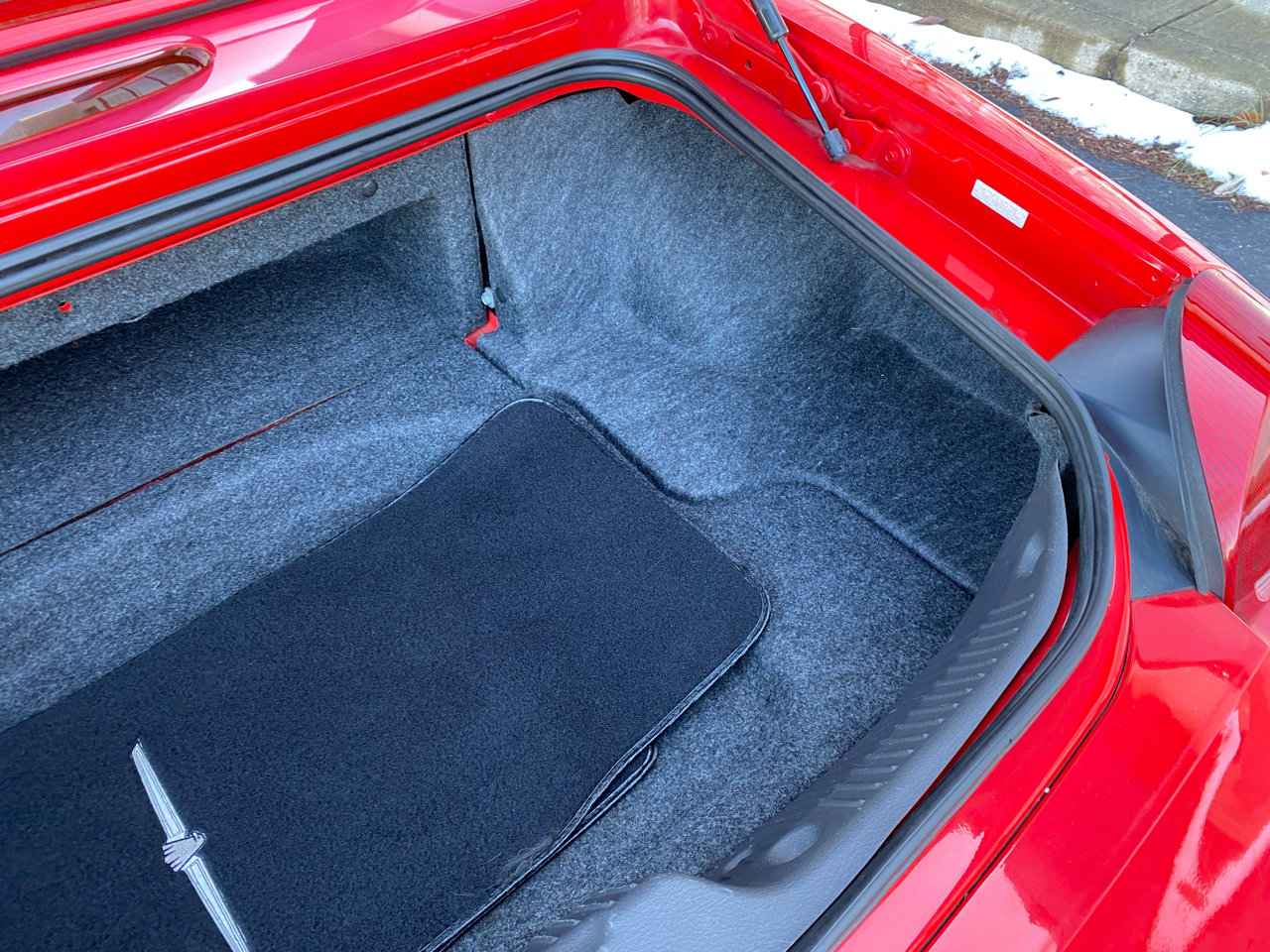 Used 2002 Ford Thunderbird Deluxe image 30