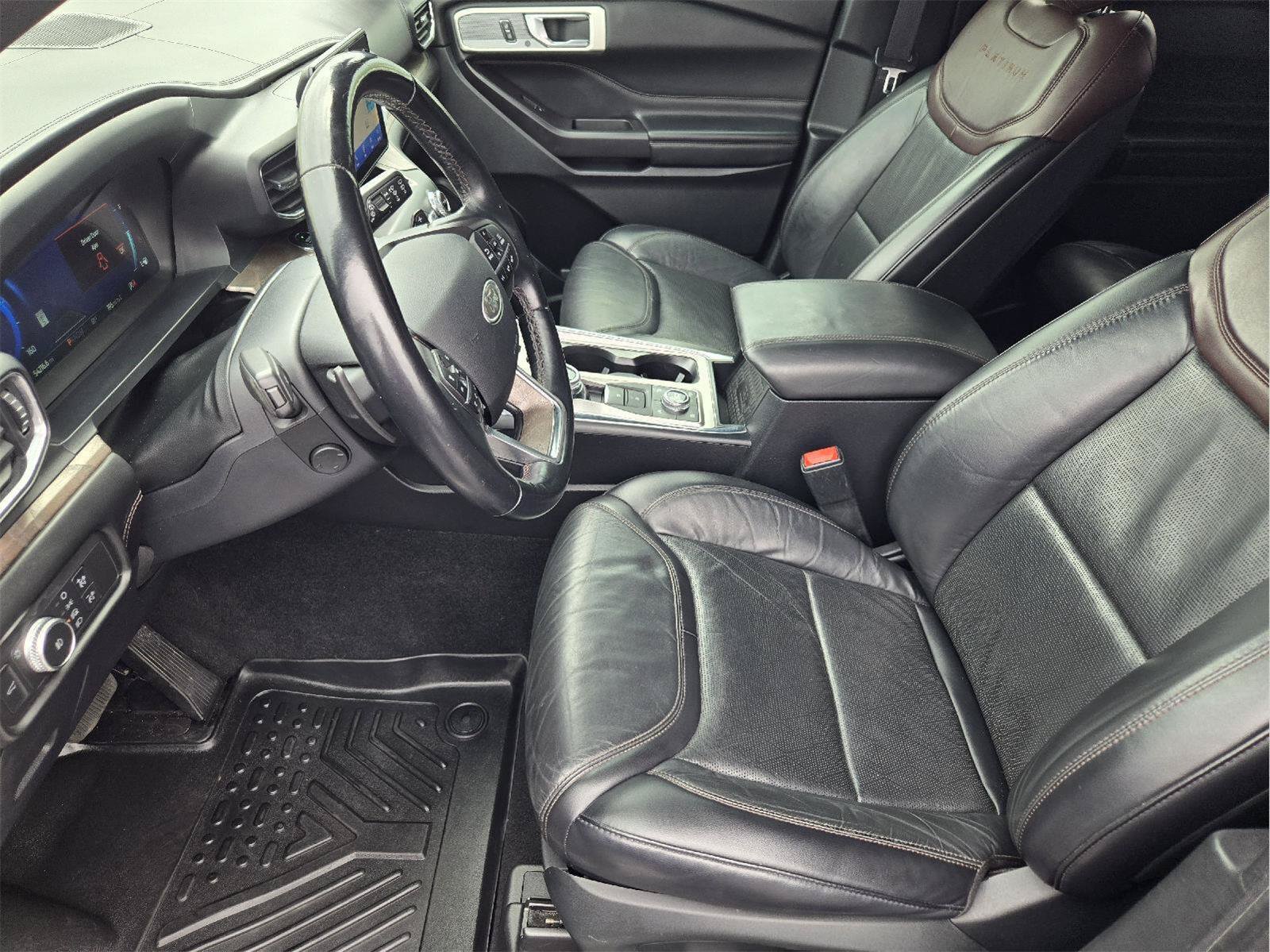 Used 2020 Ford Explorer Platinum AWD/4WD image 12