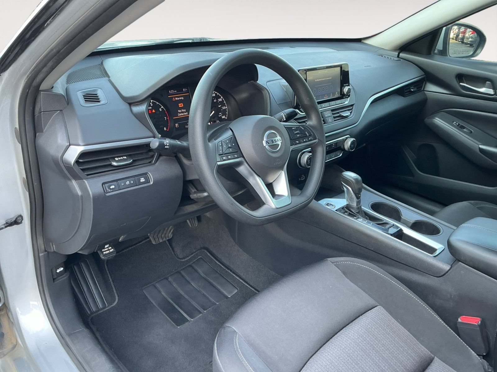 Used 2022 Nissan Altima 2.5 S FWD image 10