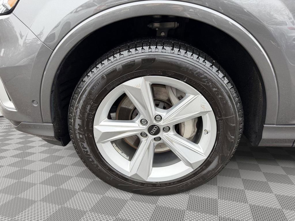Used 2023 Audi Q7 2.0T Premium Plus w/ Premium Plus Package image 10