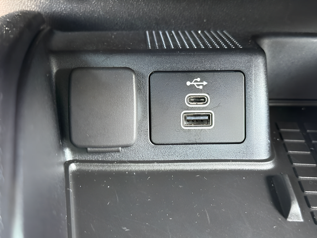 Used 2025 Ford Bronco Sport Outer Banks w/ Outer Banks Tech Package+ AWD/4WD image 16