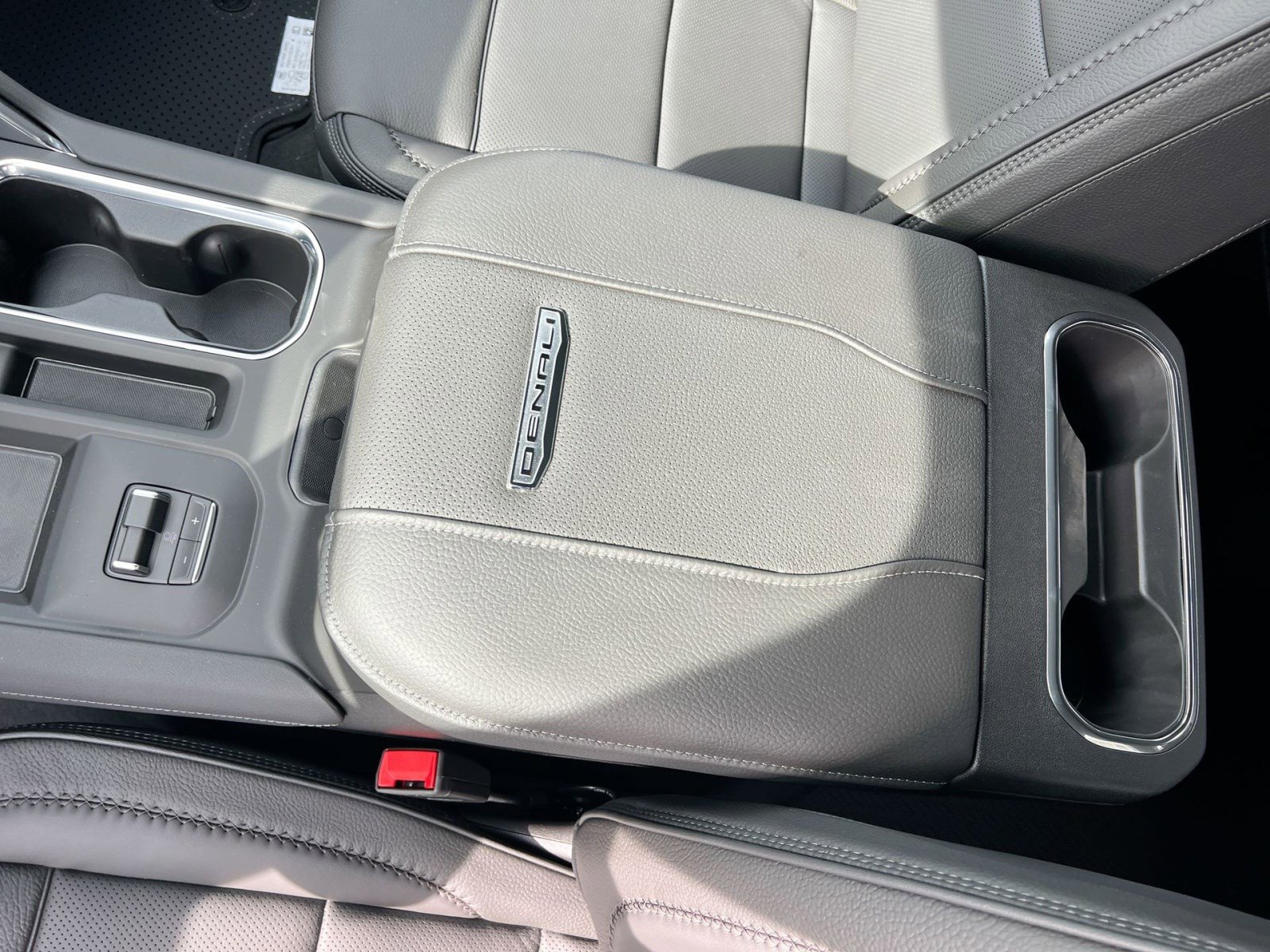 New 2026 GMC Sierra 3500 Denali image 21