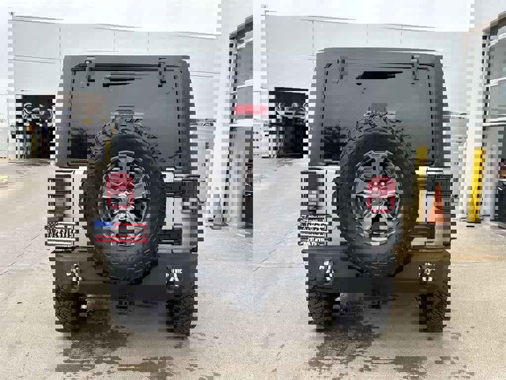 Used 2017 Jeep Wrangler Unlimited Rubicon image 5