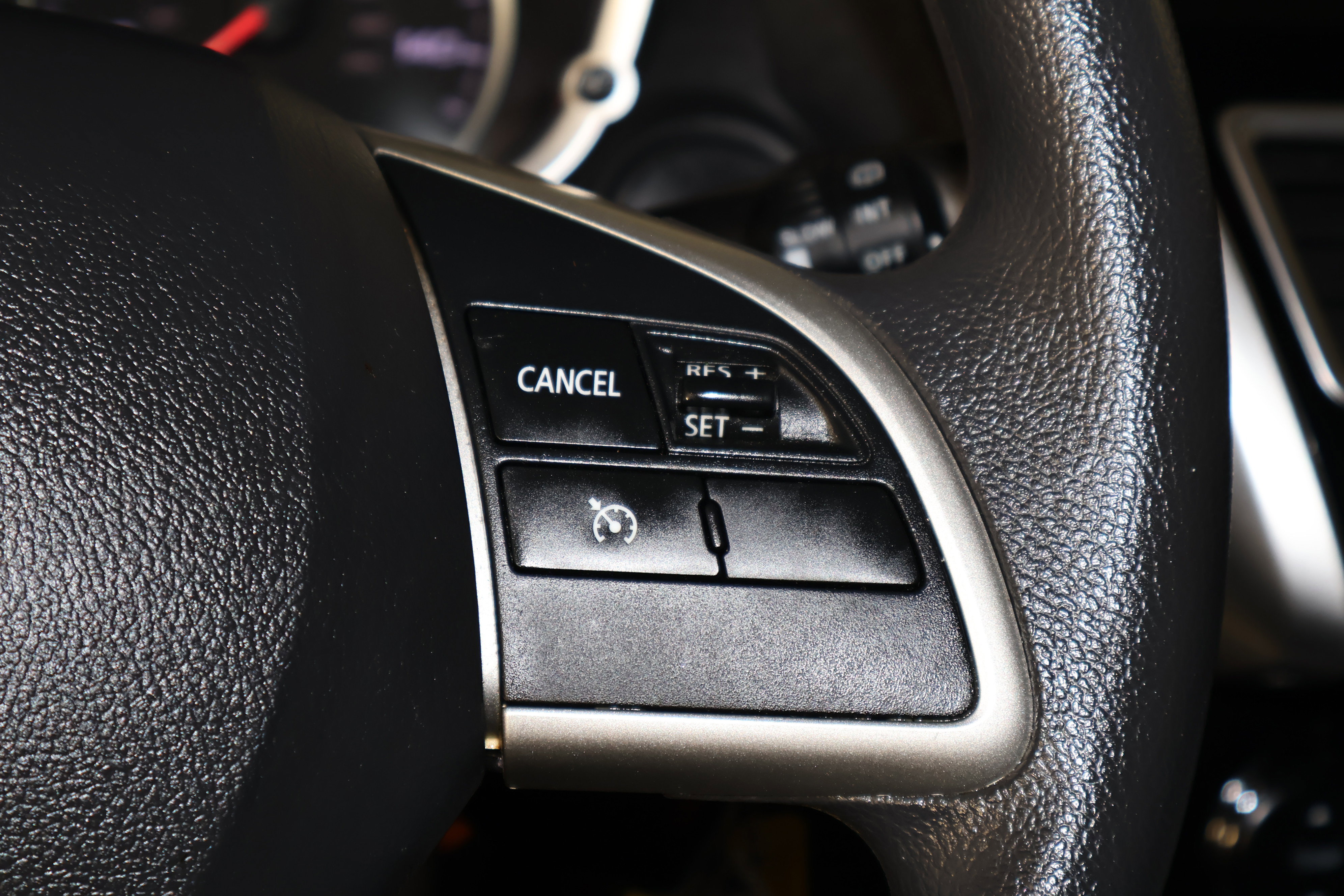 Used 2018 Mitsubishi Eclipse Cross LE image 21