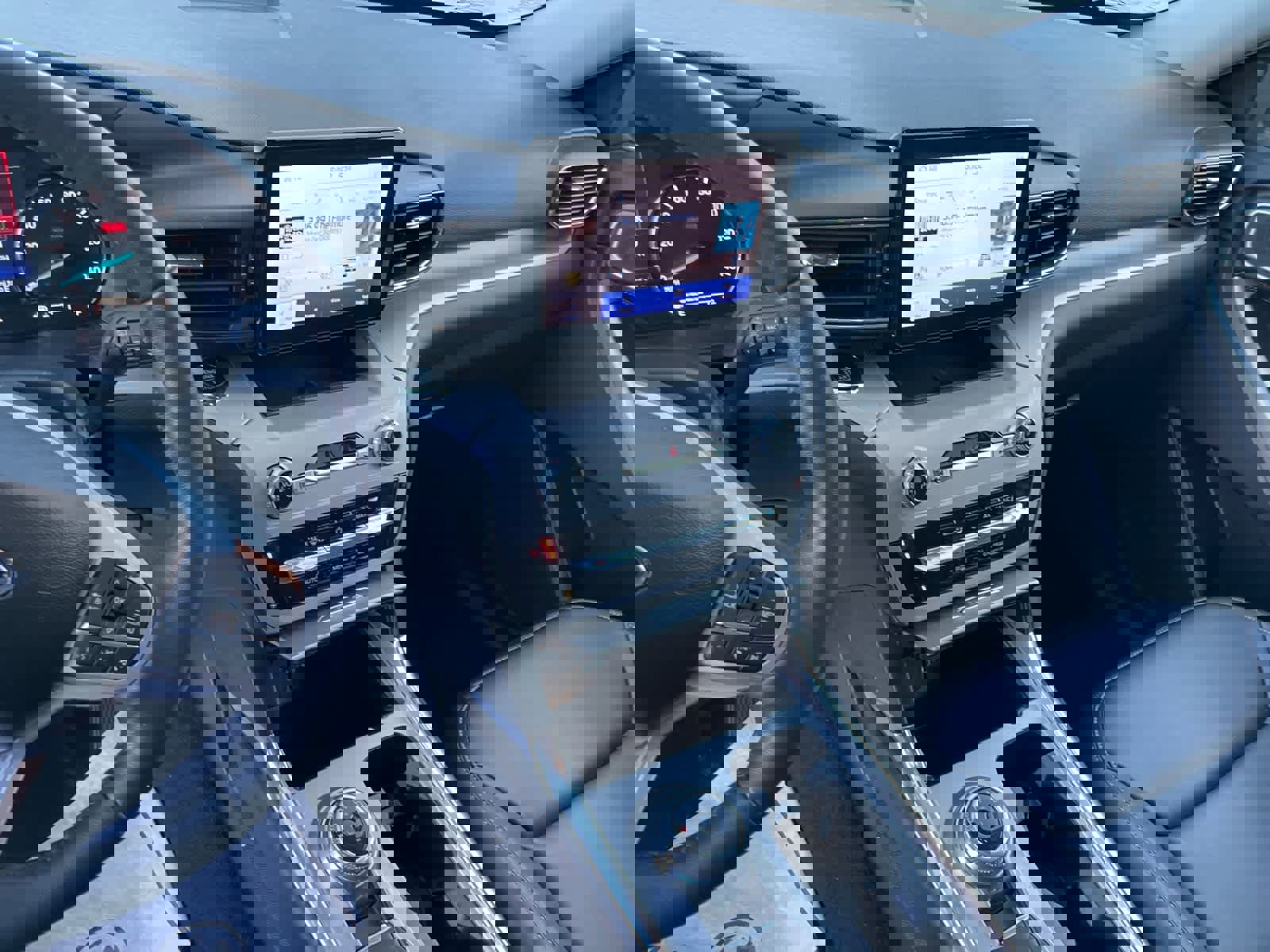 Certified 2023 Ford Explorer XLT w/ Equipment Group 202A image 12