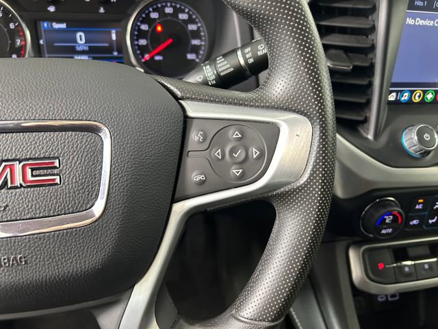 Used 2023 GMC Acadia SLE image 17