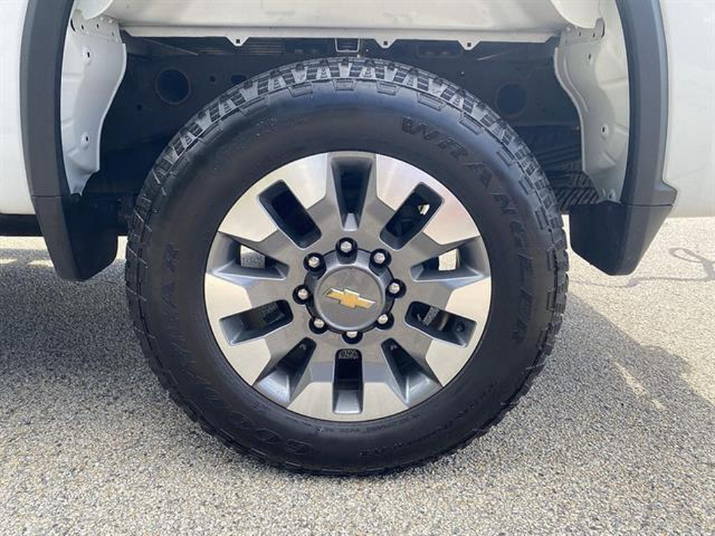 Certified 2024 Chevrolet Silverado 2500 Custom w/ Custom Value Package AWD/4WD image 38