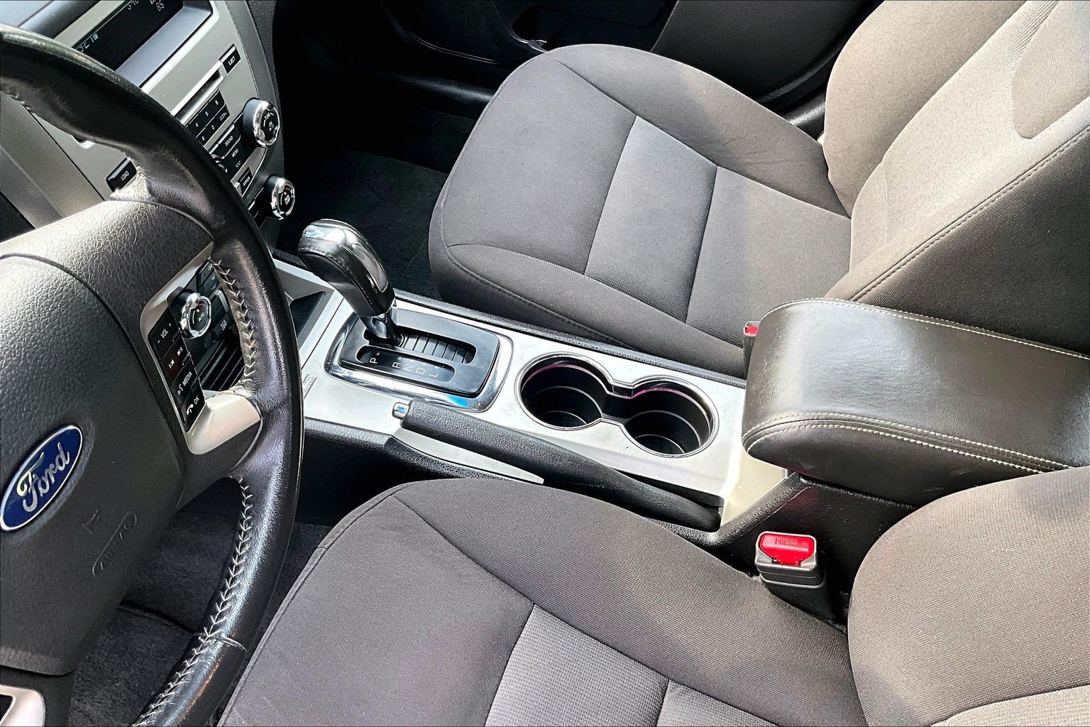 Used 2012 Ford Fusion Hybrid FWD image 14