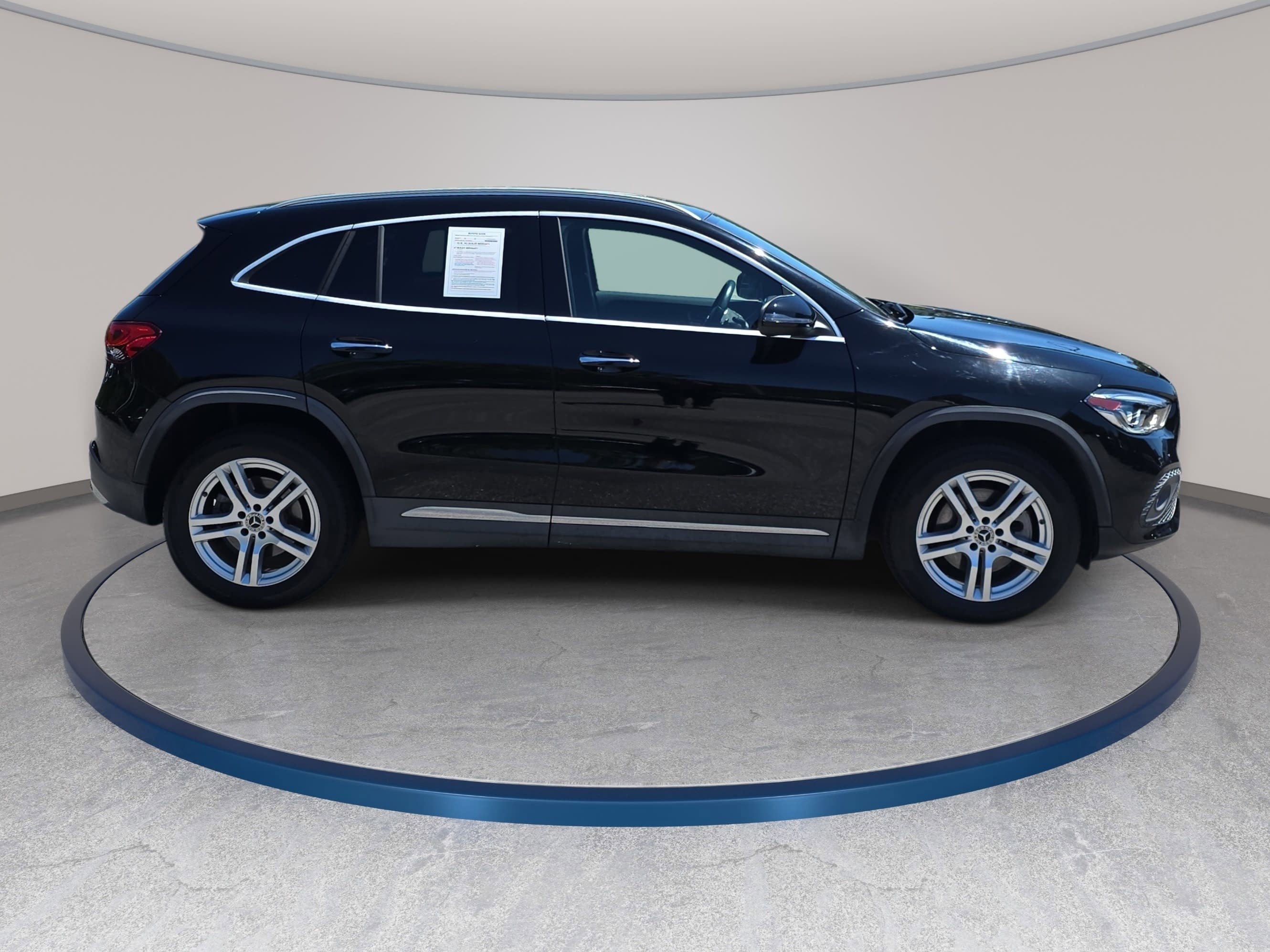 Used 2021 Mercedes-Benz GLA 250 4MATIC image 4