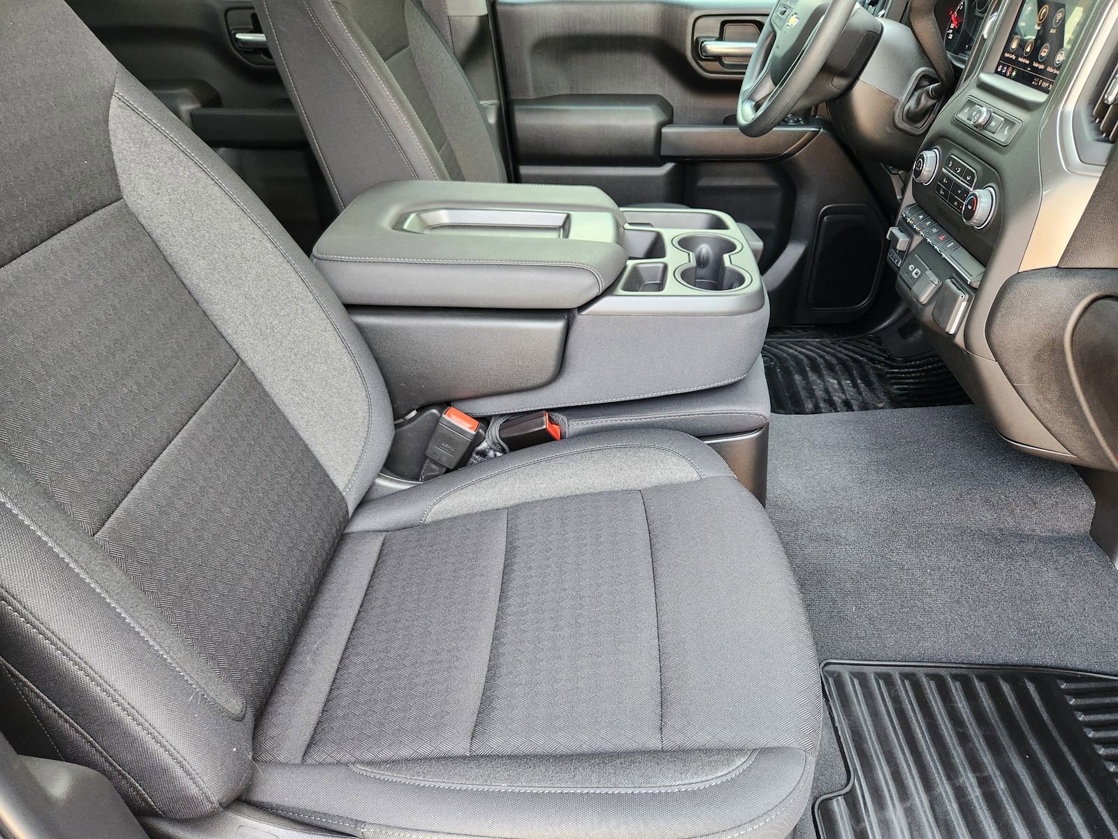 New 2025 Chevrolet Silverado 1500 Custom image 13