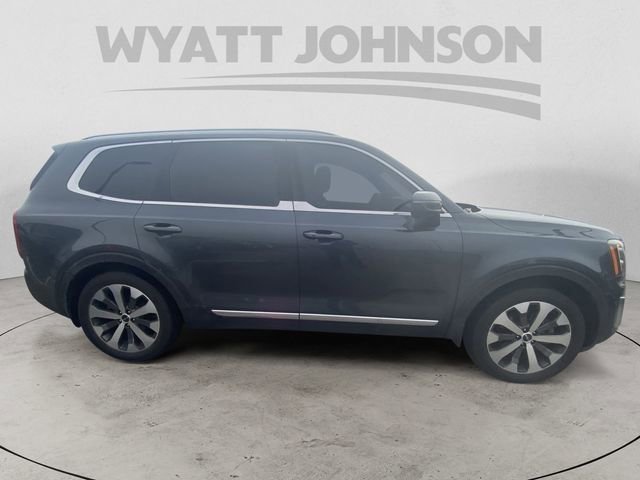 Used 2022 Kia Telluride EX w/ EX Premium Package image 14