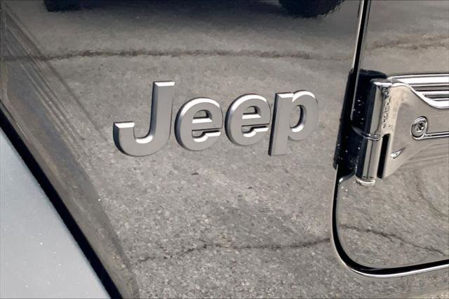 Certified 2025 Jeep Wrangler Sport image 27