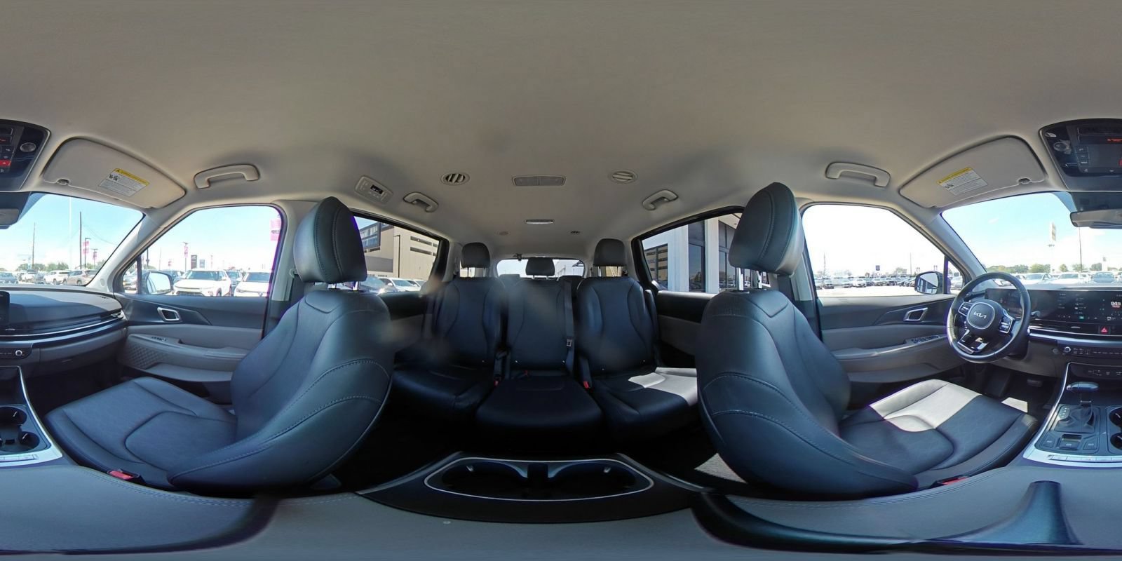 Used 2026 Kia Carnival FWD image 40