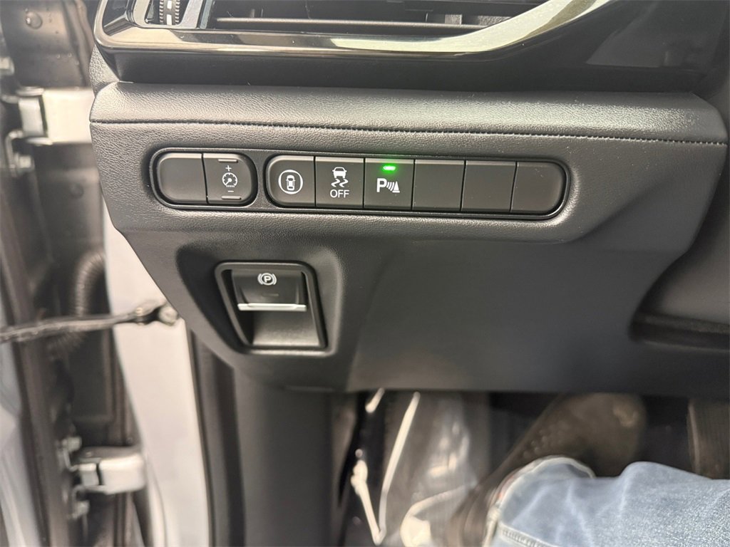 Used 2023 Acura MDX SH-AWD w/ Technology Package image 29