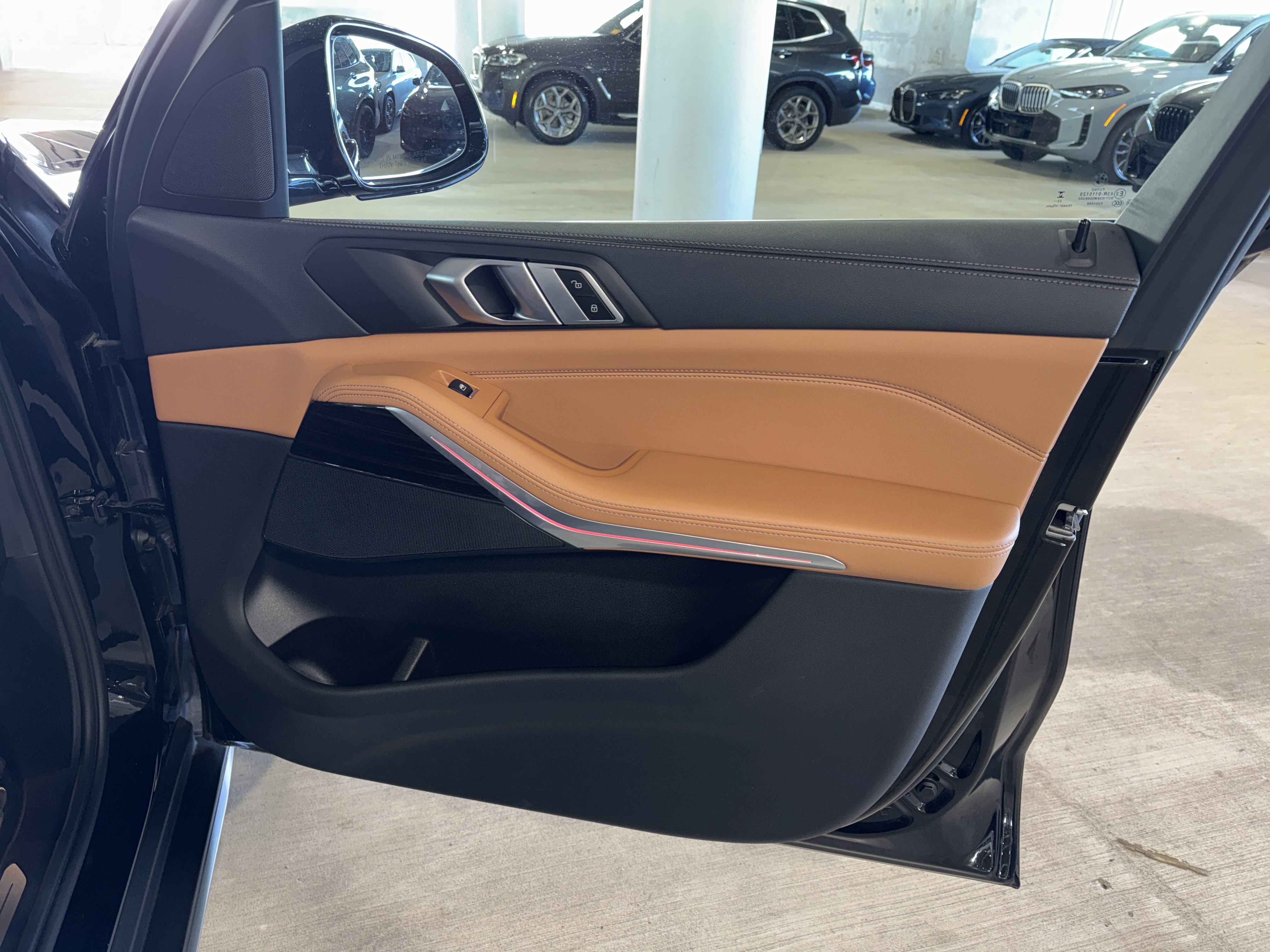 Used 2023 BMW X5 xDrive40i w/ Premium Package image 9