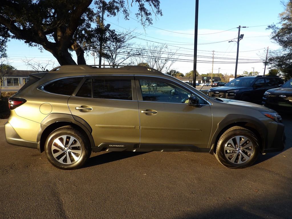 Used 2025 Subaru Outback Premium w/ Popular Package #1 image 6
