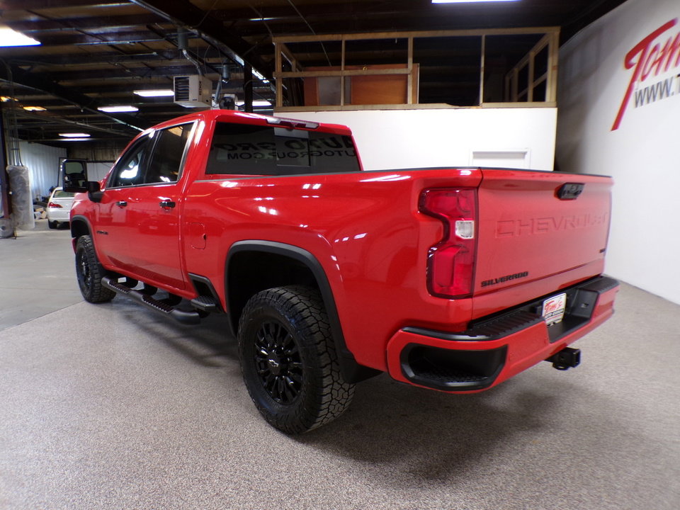 Used 2023 Chevrolet Silverado 2500 LTZ w/ LTZ Plus Package image 3