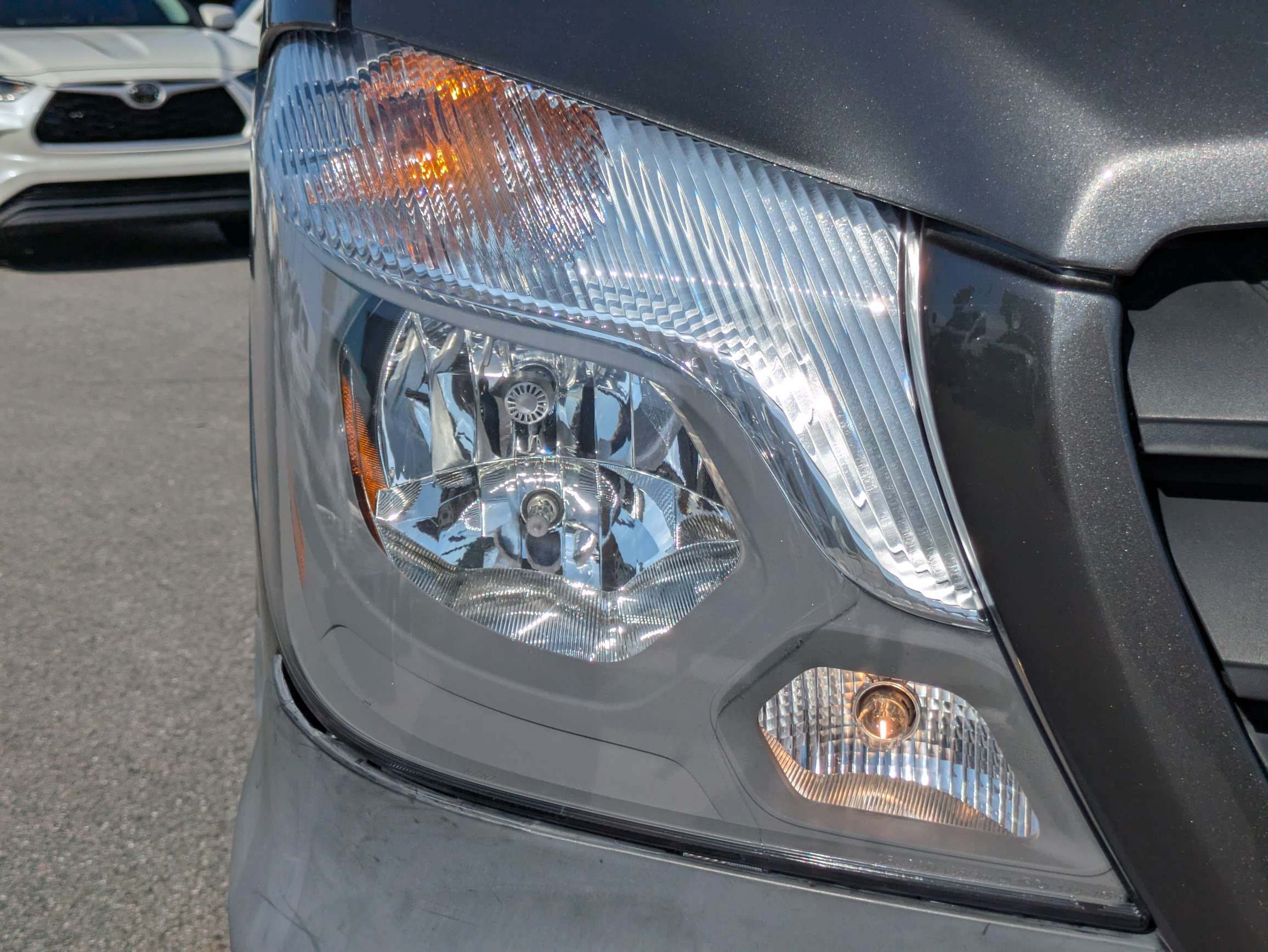Used 2018 Mercedes-Benz Sprinter 2500 image 10