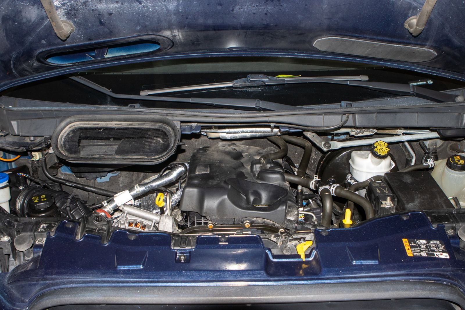 Used 2019 Ford Transit 250 148 Medium Roof image 25