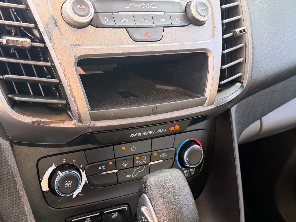 Used 2019 Ford Transit Connect XL FWD image 13