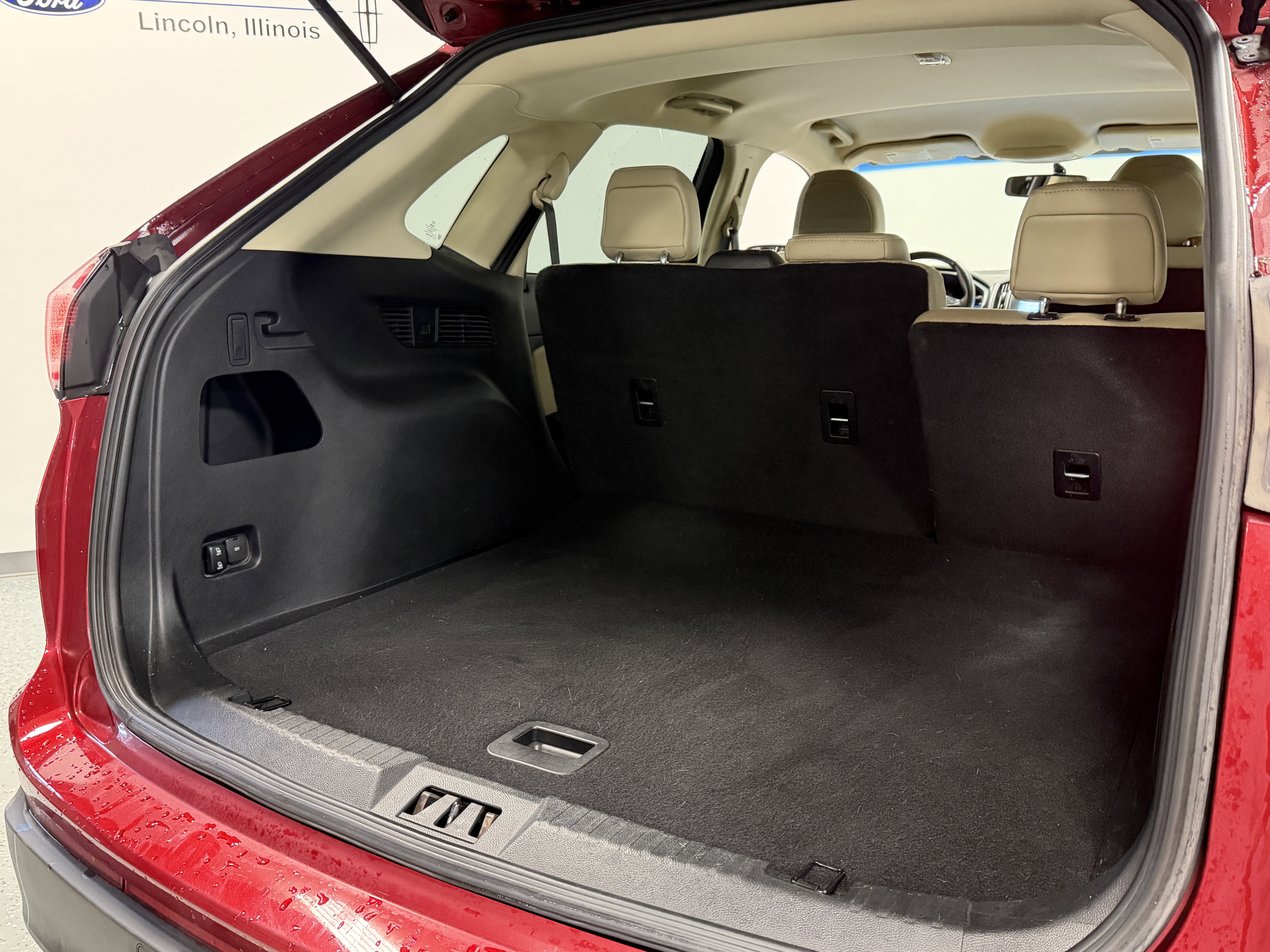 Used 2017 Ford Edge SEL w/ Equipment Group 201A image 25