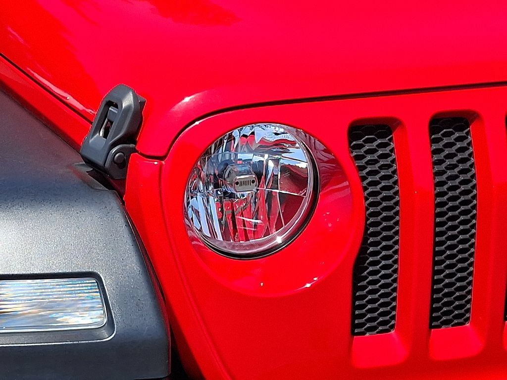 Used 2021 Jeep Wrangler Unlimited Sport AWD/4WD image 9