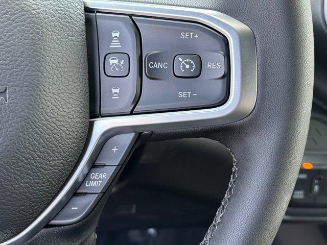 New 2026 RAM 2500 Big Horn AWD/4WD image 17
