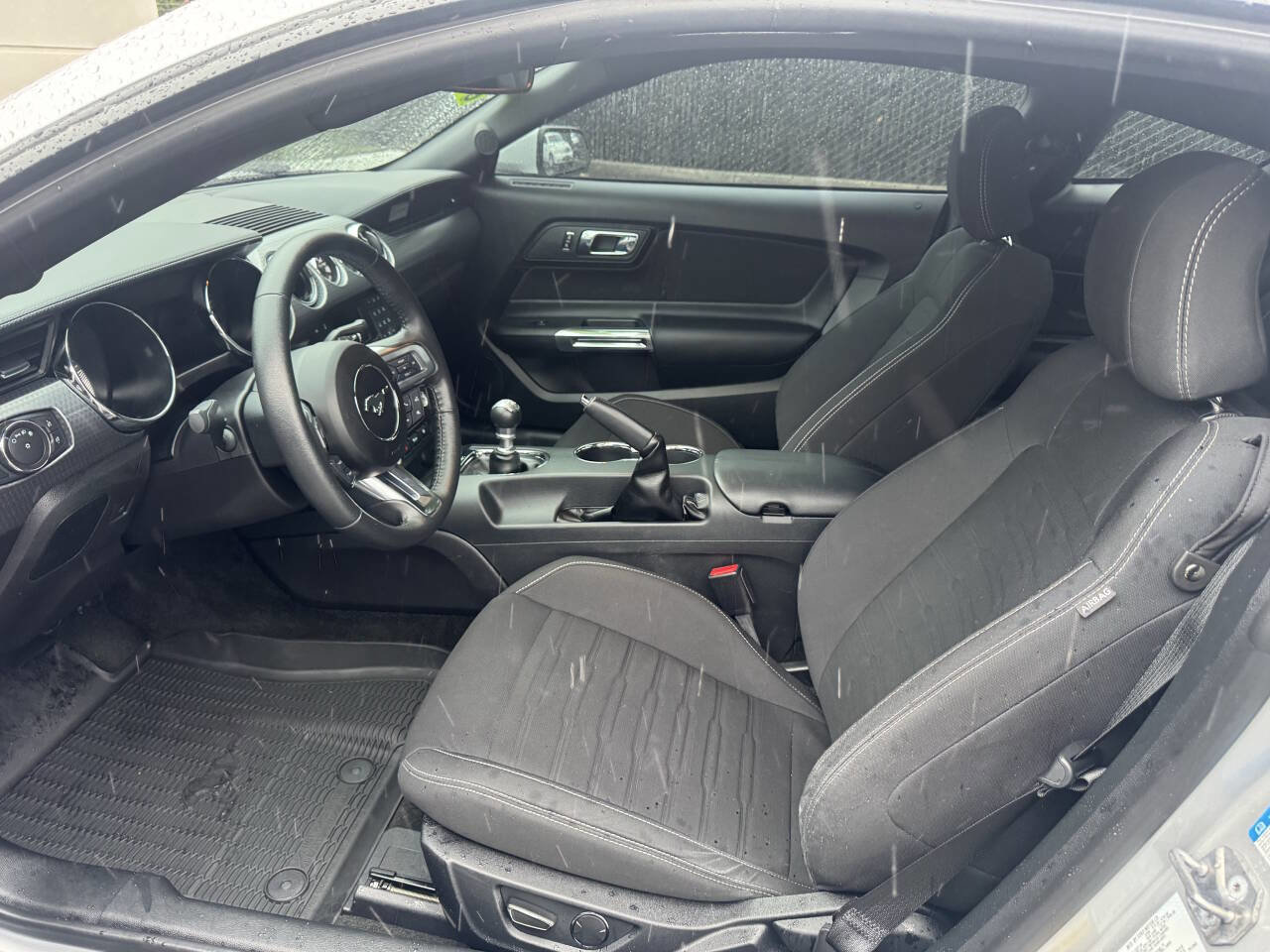 Used 2017 Ford Mustang GT w/ GT Performance Package image 4