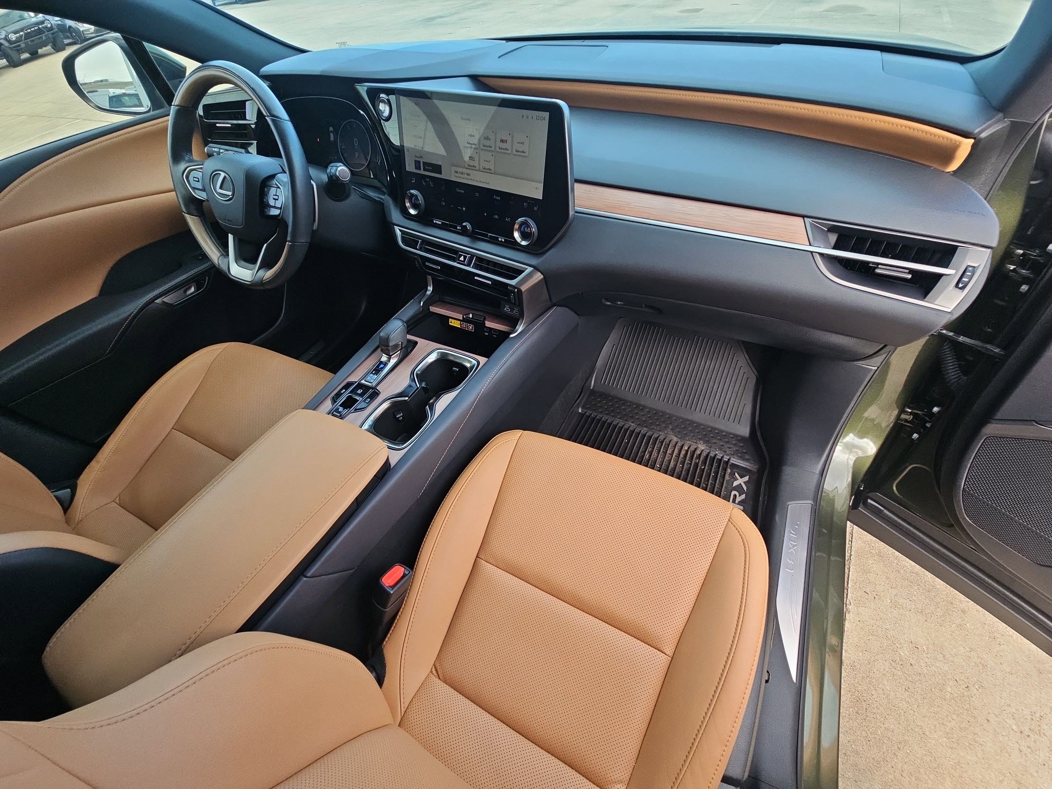 Used 2023 Lexus RX 350 Premium w/ Cold Area Package image 32