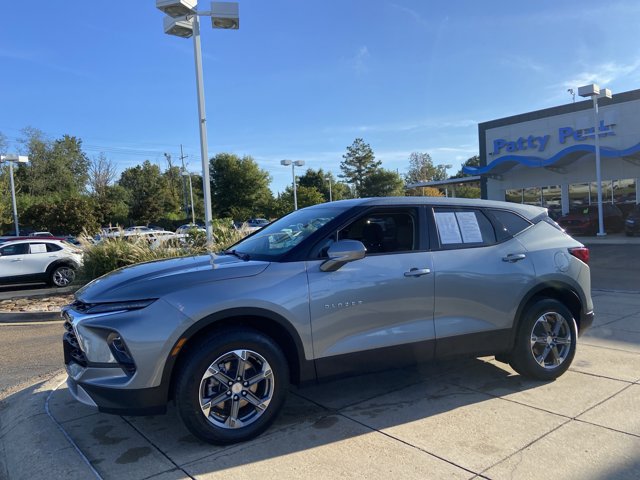 Used 2025 Chevrolet Blazer LT FWD image 6