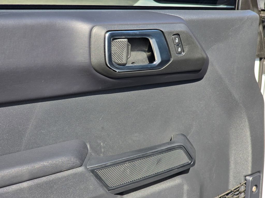 Used 2025 Ford Bronco Outer Banks image 38