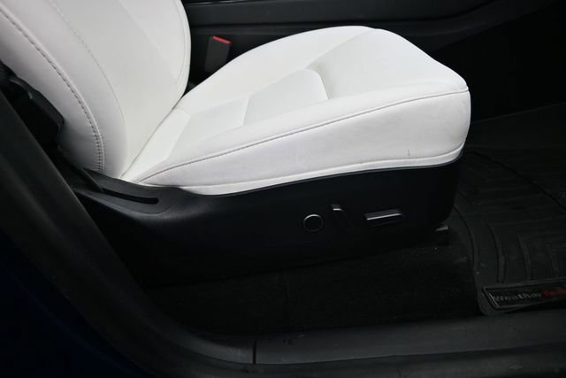 Used 2021 Tesla Model Y Long Range AWD/4WD image 12