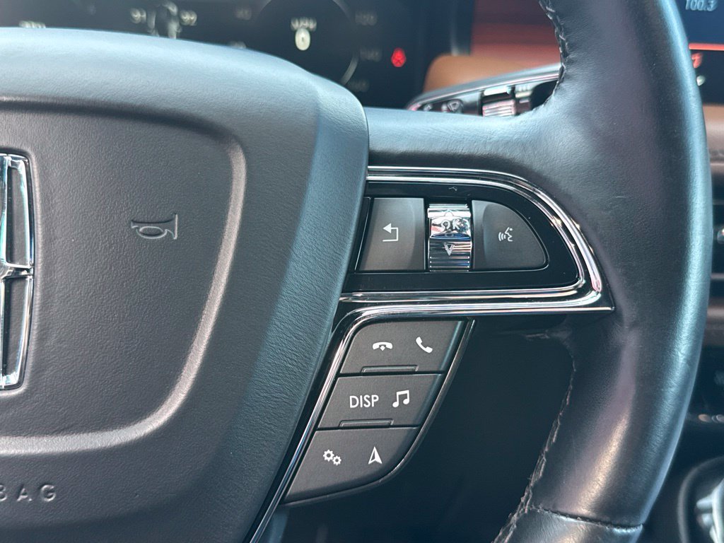 Used 2023 Lincoln Nautilus Reserve AWD/4WD image 37