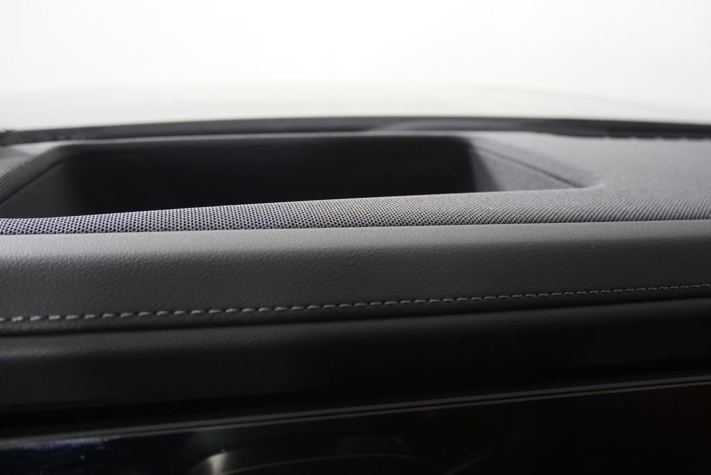 New 2026 BMW i7 xDrive60 w/ Executive Package image 21