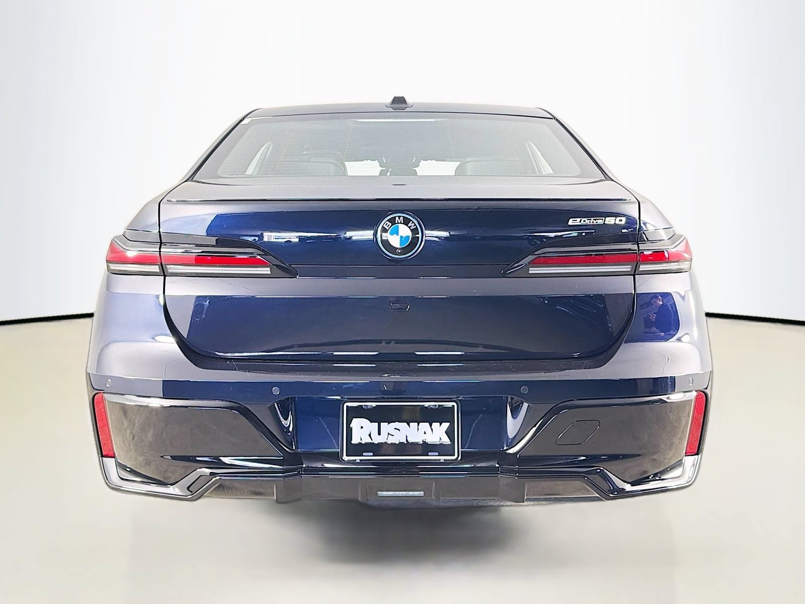 New 2026 BMW i7 xDrive60 w/ M Sport Package RWD image 7